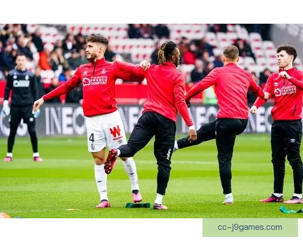 努涅斯英超客场读秒绝杀诺丁汉森林掀翻赛场惊心瞬间