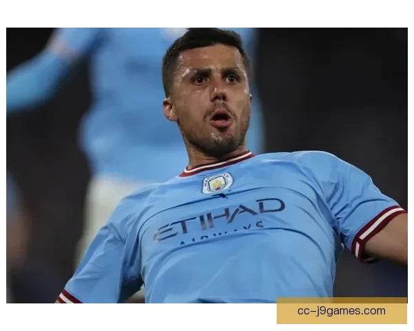 曼城中场罗德里手术顺利康复过程受关注